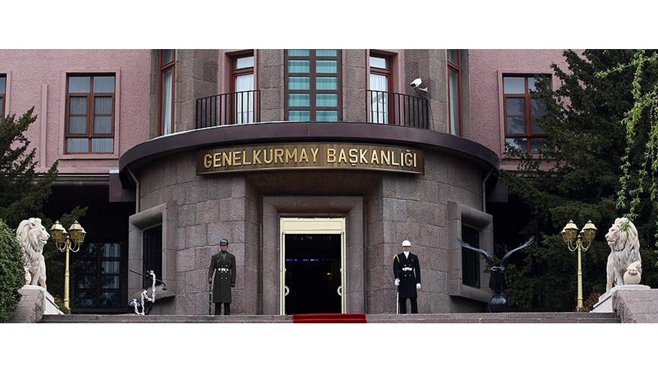 TSK: Hv.K. Komutanı, Org. Akın Öztürk'ü arayarak darbecileri ikna etmesini istedi