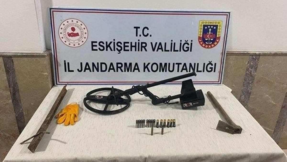 Kaçak kazı yapan şüpheliler yakalandı Kaçak kazı yapan şüpheliler yakalandı