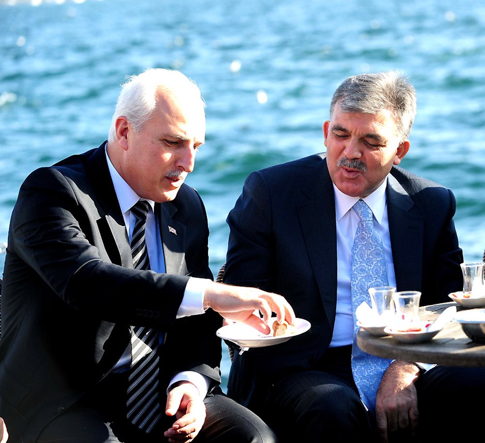 Boğaz'da çay simit keyfi - Son Dakika Türkiye Haberleri | NTV Haber