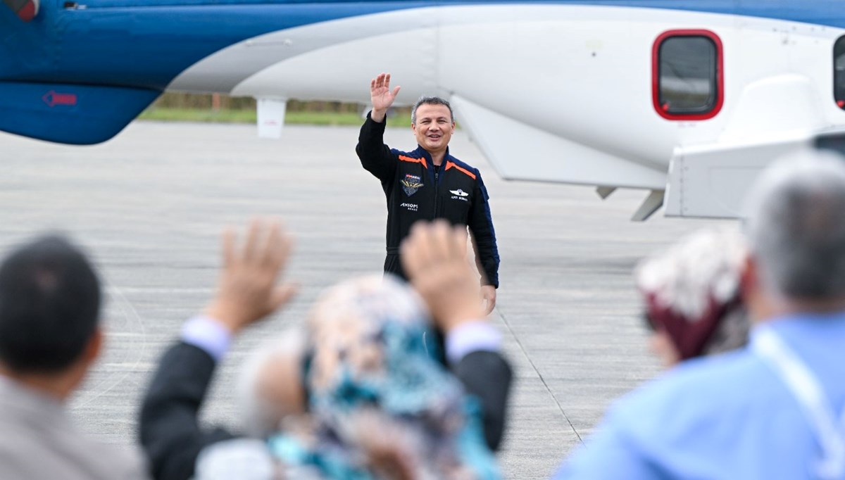 İlk Türk astronot Alper Gezeravcı'nın uzay yolculuğu başladı