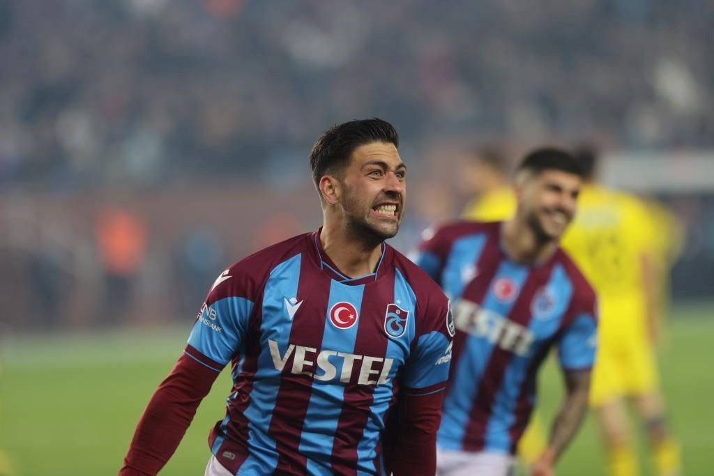 Trabzonspor'a Trezeguet Ve Bakasetas'ın Golleriyle 20 Puan - Son Dakika ...