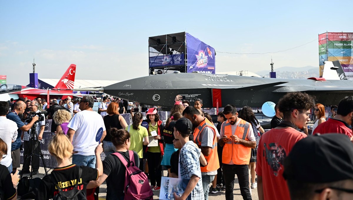 Yılın son TEKNOFEST'i İzmir'de kapılarını açtı Yılın son TEKNOFEST'i İzmir'de kapılarını açtı