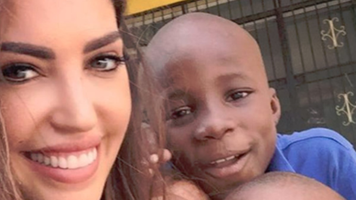 Yolanthe Cabau Dan Yetimhane Ziyareti Magazin Haberleri Ntv