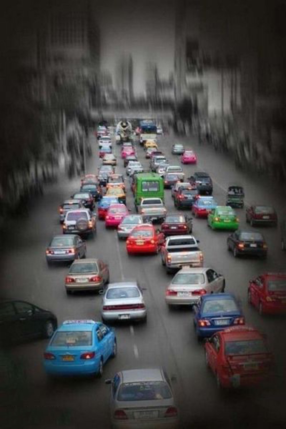 Traffic jam. Пробка машин. Автомобили в пробке. Автомобили в пробке фото. Автомобили в большом городе.