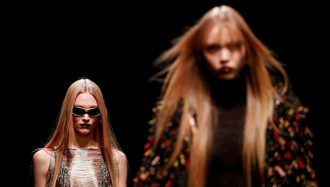 Prada, Versace’yi satın alıyor