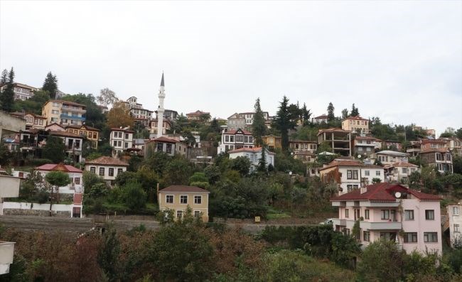 Tarihi Dokusuyla Turistlerin Karadeniz'deki Gözdesi: Trabzon Ortamahalle