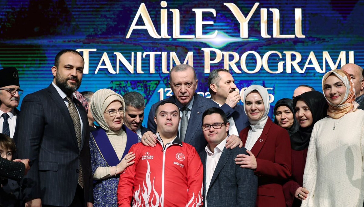 Emine Erdoğan'dan Emine Erdoğan'dan