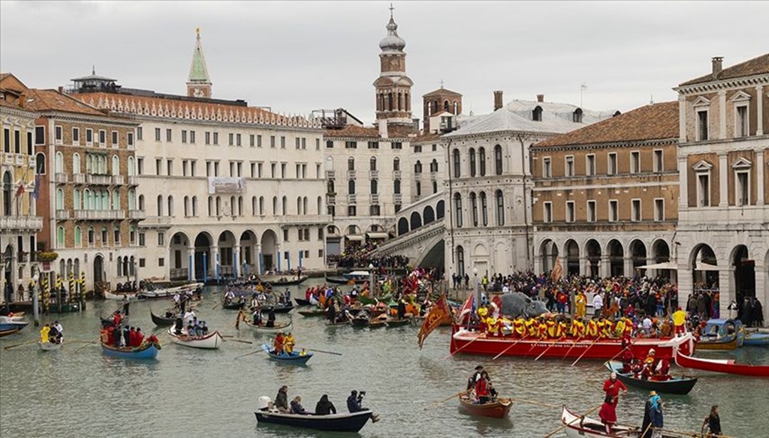 Venedik günübirlik ziyaretçilerden 700 bin eurodan fazla gelir elde etti