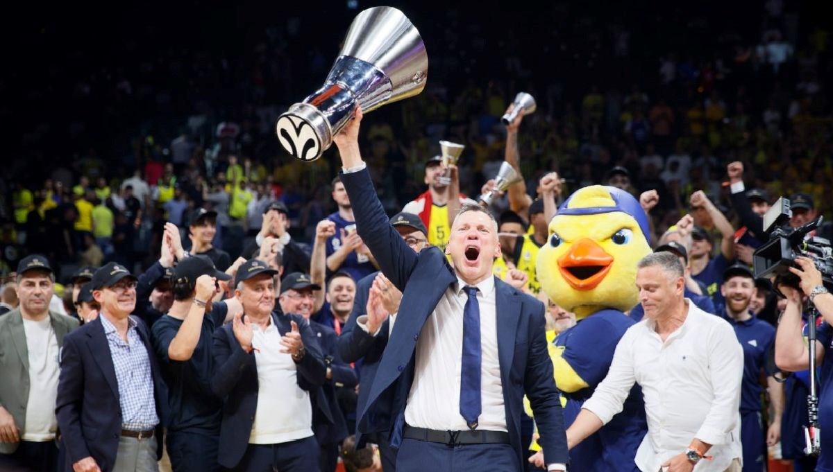 Fenerbahçe Beko şampiyonluk kutlaması saat kaçta? Avrupa Ligi şampiyonu Fenerbahçe'nin kutlama tarihi, saati ve yeri