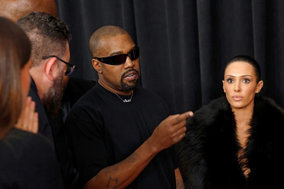 Kanye West: Eşim Bianca Censori üzerinde hakimiyetim var - 1