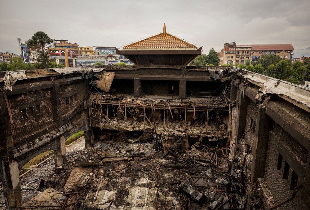 Nepal yeni liderini arıyor: Bakanlar dövüldü, ordu helikopterleri havalandı - 7