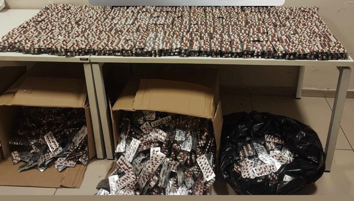 İzmir'de uyuşturucu operasyonu düzenlendi