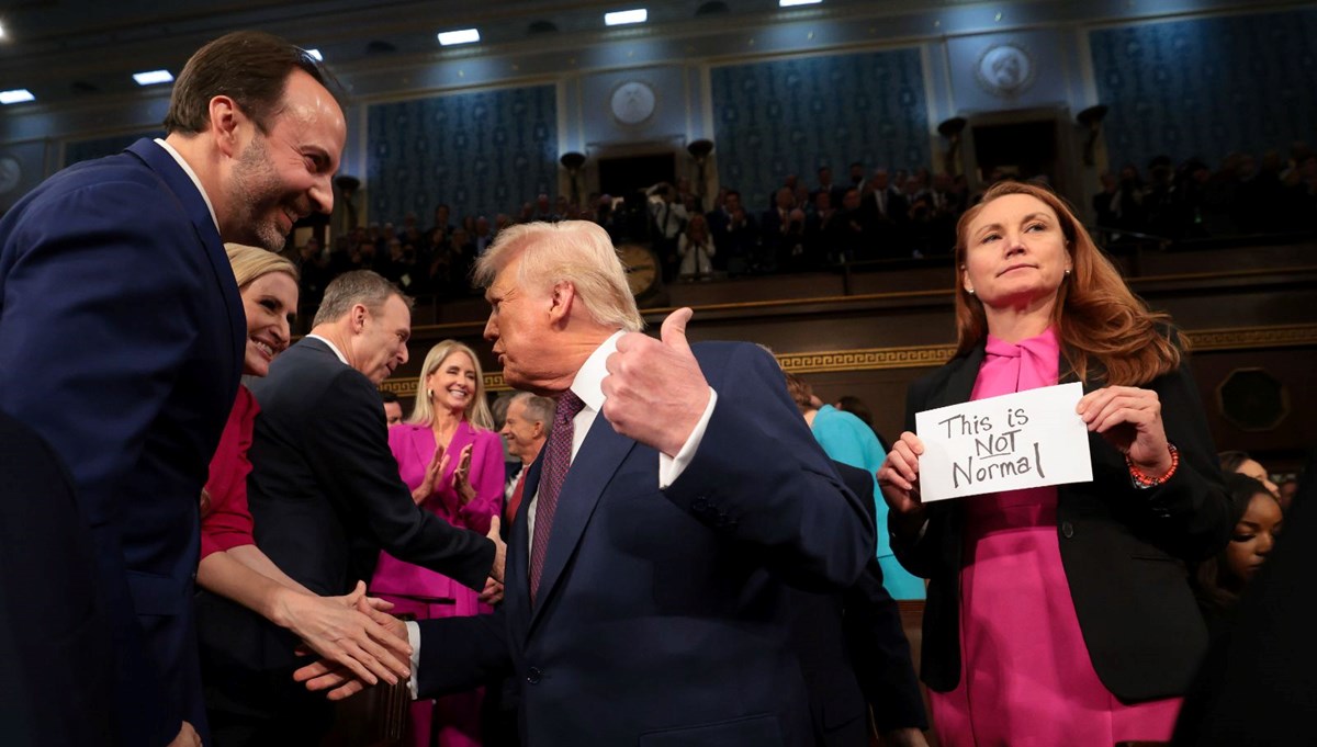 İlk Kongre'de Trump'a hem içeride hem dışarıda protesto: 