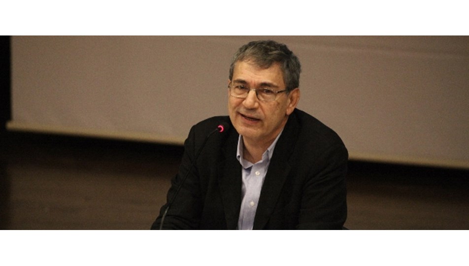 Orhan Pamuk: Alışkanlık olduğu için yazıyorum