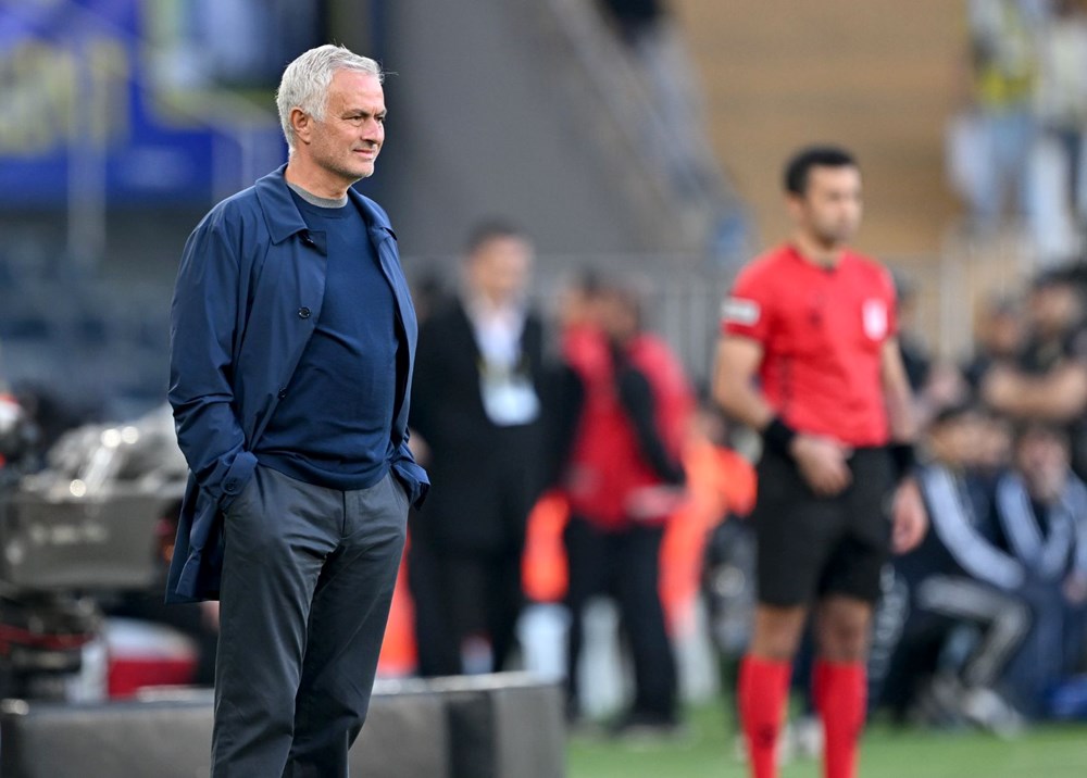 Fenerbahçe, Eyüpspor'u reaksiyonlar eşliğinde iki golle geçti 77 uAj5OqJDrU2LqkJUnbsA7A