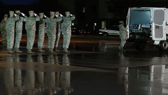 ABD'nin Afganistan'daki en büyük hava üssüne saldırı