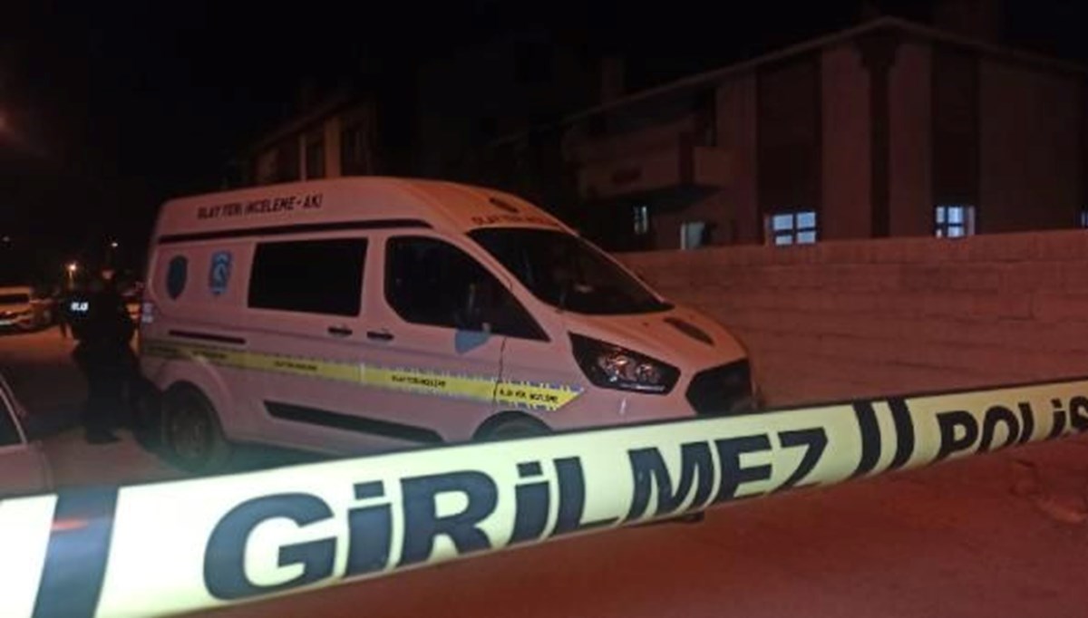 Konya'da korkunç olay: Kızının dini nikahlı eşini sopayla döverek öldürdü Konya'da korkunç olay: Kızının dini nikahlı eşini sopayla döverek öldürdü