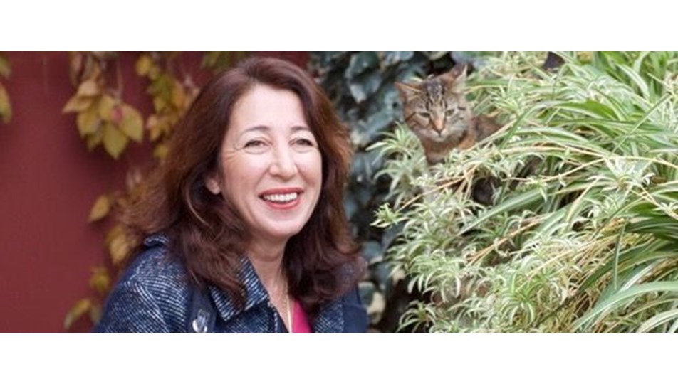 Nuray Atacık'ın ikinci kitabı Bukalemun'da heyecan sürüyor