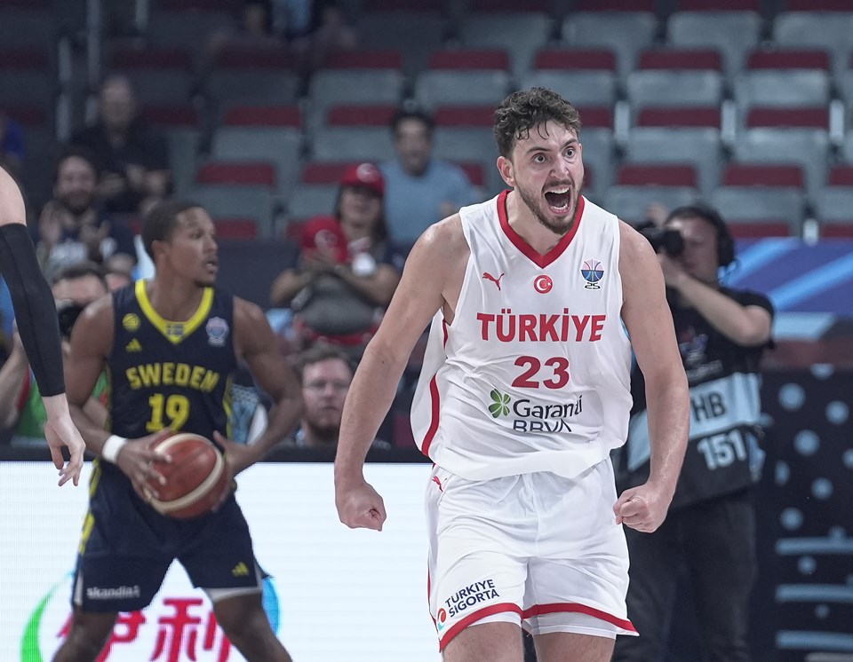 Canlı: Türkiye-Polonya (EuroBasket çeyrek final maçı) - 1