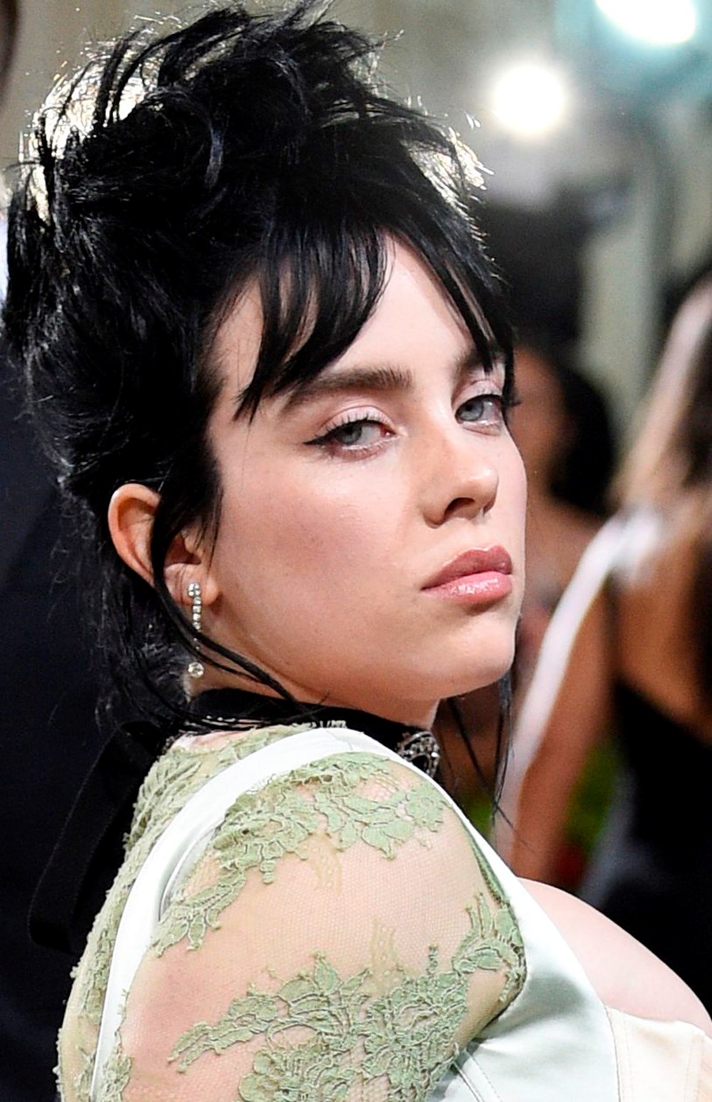Billie Eilish: İnsanlar benim kim olduğuma karar vermişti - 3