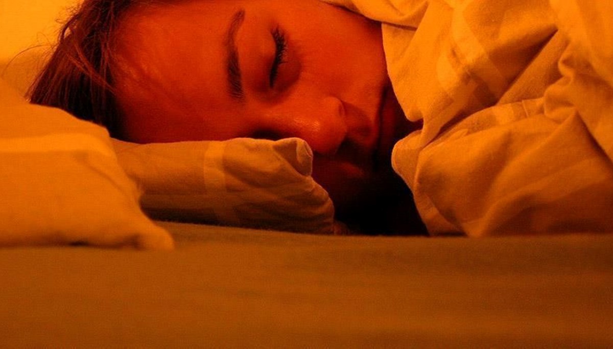 Gece uyumayanların atardamar tıkanıklığına sahip olma ihtimali 2 kat daha yüksek Gece uyumayanların atardamar tıkanıklığına sahip olma ihtimali 2 kat daha yüksek