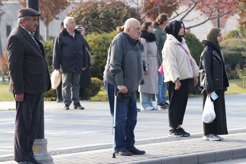 Ulu Önder Atatürk’ü minnetle anıyoruz | Saat 09.05’te Türkiye’de hayat durdu - 26