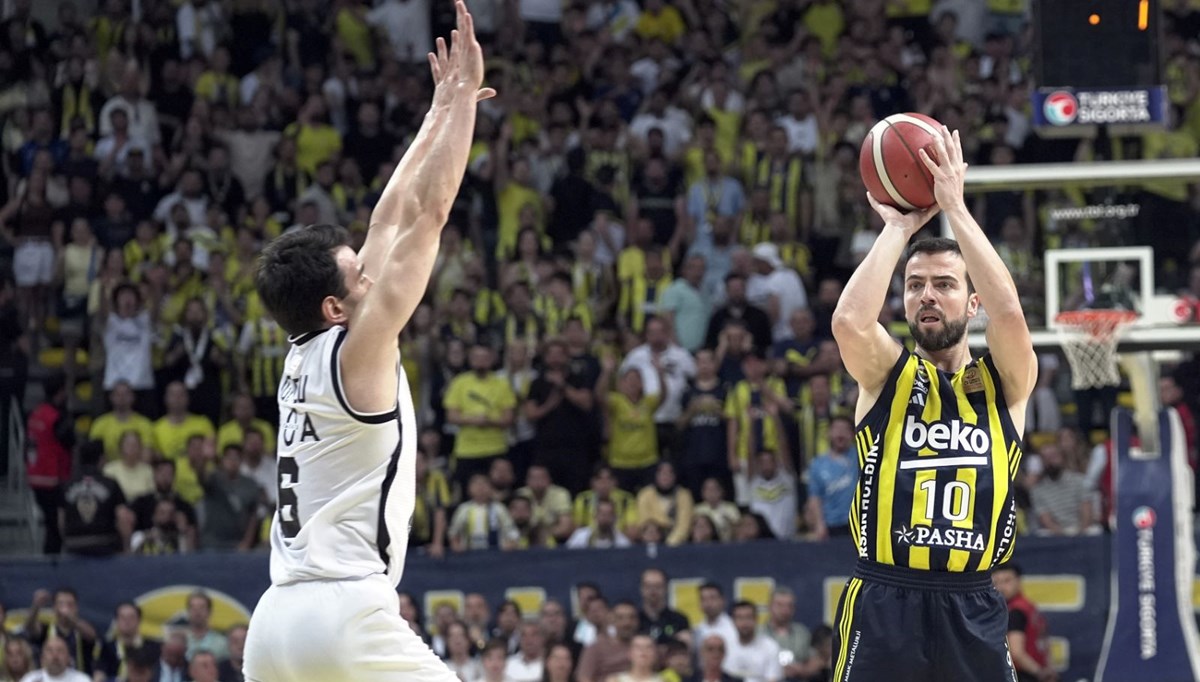 Melih Mahmutoğlu ile 1 yıl daha!
