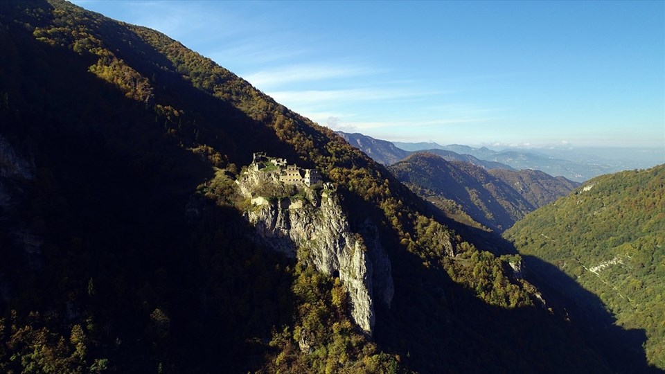 Vadinin zirvesindeki manastır: Kuştul - 2