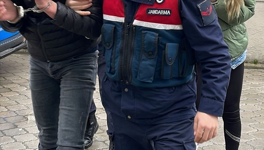 Kaçak parfümler ele geçirildi