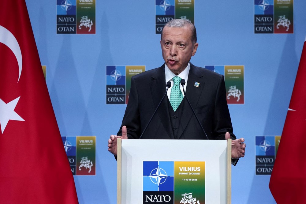 Avrupa basınından Cumhurbaşkanı Erdoğan'ın NATO Zirvesi'nde oynadığı role övgü: Siyasi bir pazarlama ustası - 1