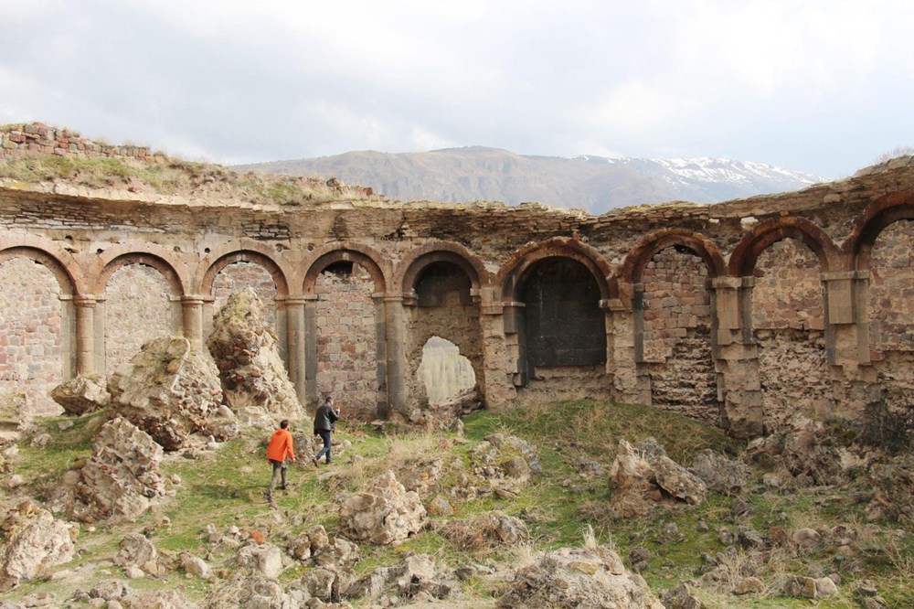Erzurum'un tarihe meydan okuyan eseri 'Bana Katedrali' ilgi bekliyor - 4