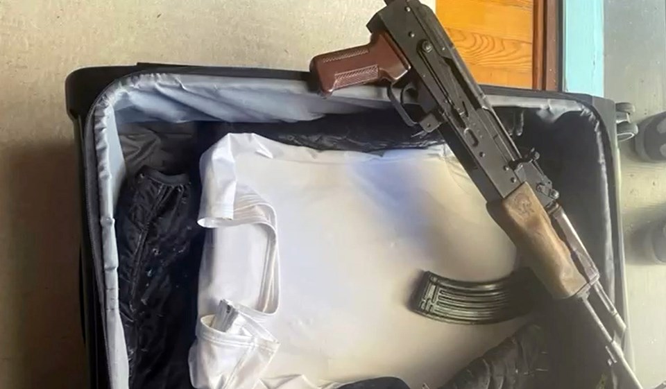 Muğla'da lüks villaya operasyon: 3 kişi yakalandı - 1