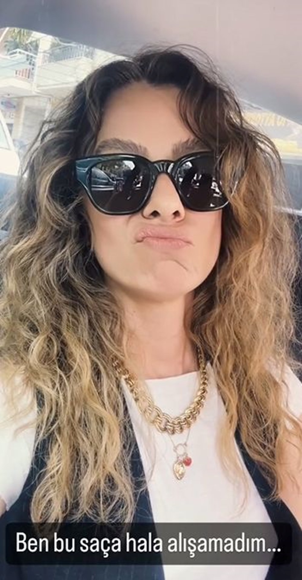 Zeynep Bastık imaj tazeledi: Beklenmedik patlamalar (Ünlülerin değişimi) - 89