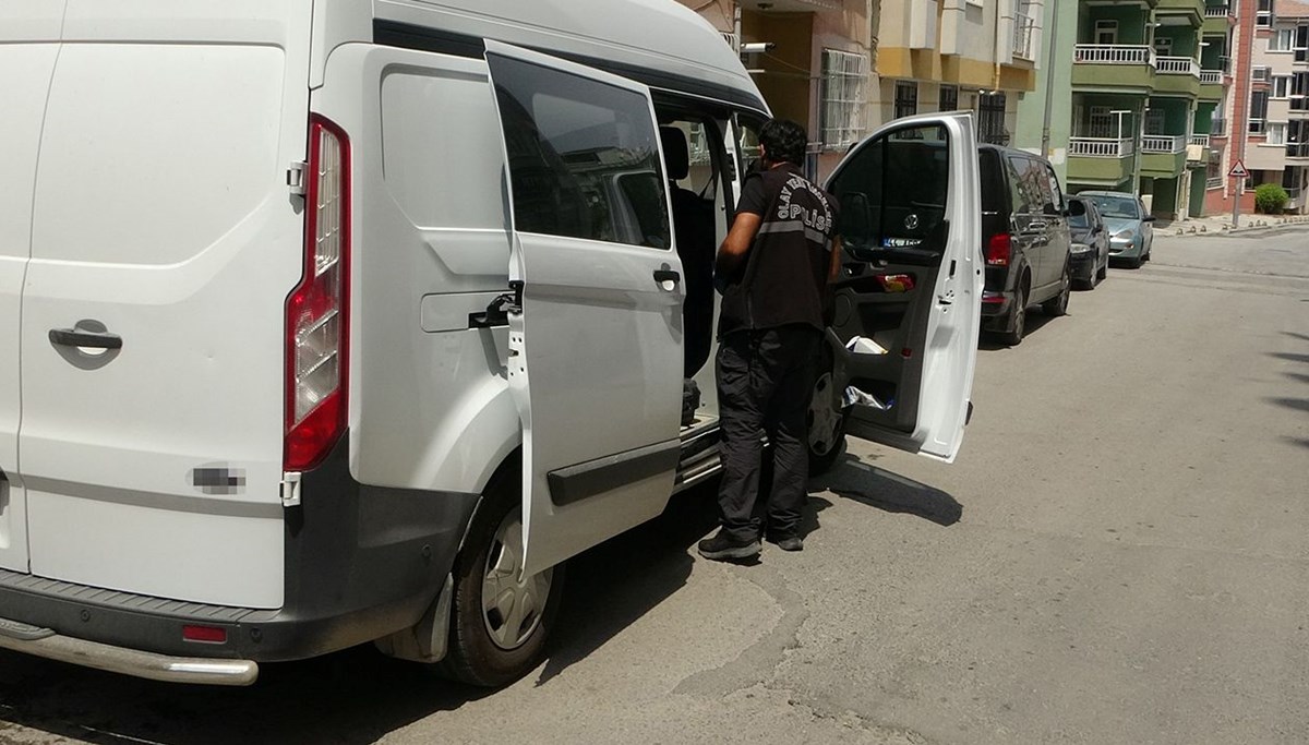 Yaşlı adam evinde ölü bulundu