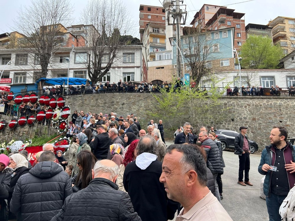 Volkan Konak son yolculuğuna uğurlandı: Vasiyeti yerine getirildi - 9