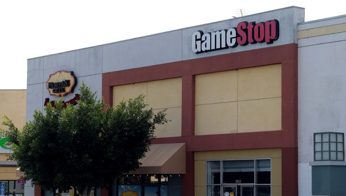 GameStop'u Robinhood durduramadı: Bir haftada yüzde 2 bin artış