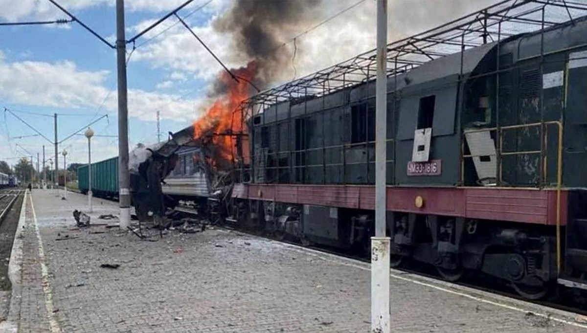 Ukrayna'da tren istasyonuna saldırı