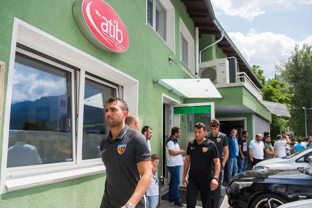 Avrupa'nın göbeğinde Konyalılar kasabası! "Burada küçük bir Türkiye oluşturduk" - 6