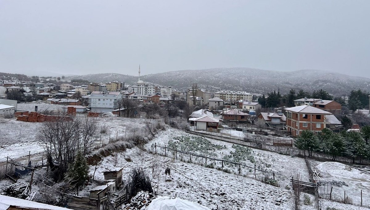 Sinop'un ilçelerinde kar yağışı etkili oldu