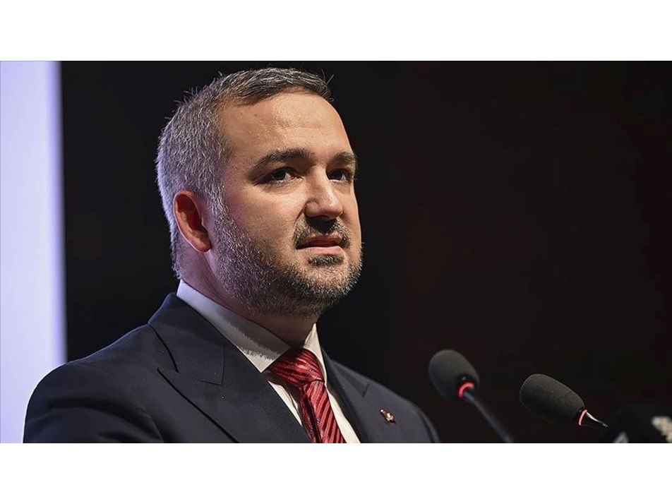 Piyasalar yeni enflasyon tahminine odaklandı... Karahan açıkladı