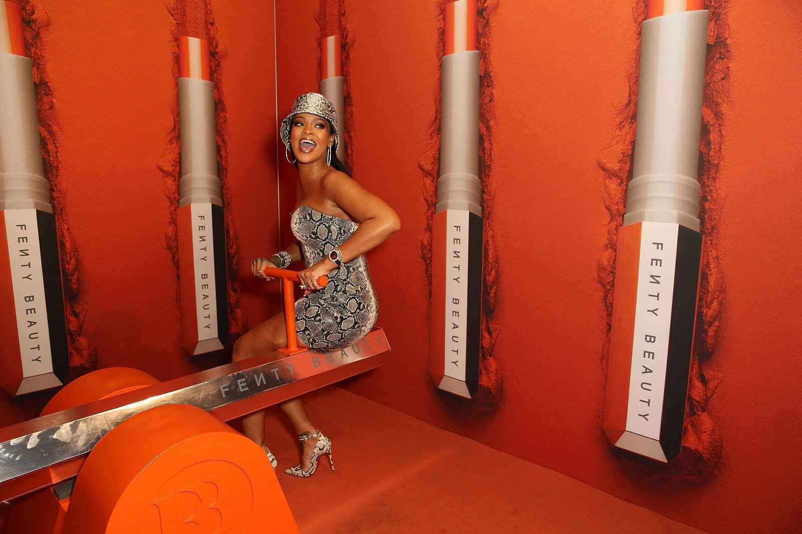 rihanna sledgehammer mp3 rihanna sledgehammer mp3