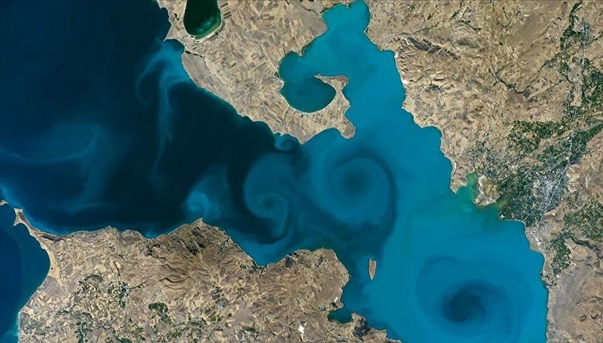 Van Gölü fotoğrafının sahibi astronot Rubins'e fahri hemşehrilik teklifi