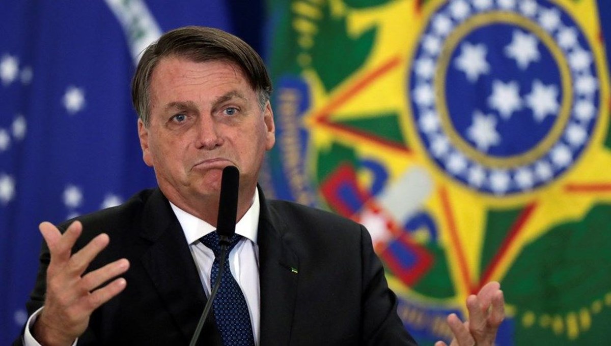 Brezilya Devlet Başkanı Bolsonaro, bağırsak düğümlenmesi nedeniyle hastaneye kaldırıldı