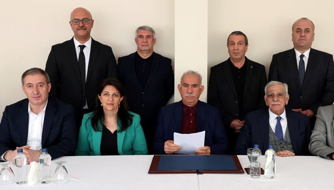 PKK'dan ateşkes açıklaması: Kandil'den Öcalan'ın silah bırakma çağrısına yanıt