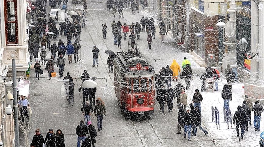 İstanbul'da kar yağışı başladı (Meteorolojiden sarı kodlu uyarı) - 9