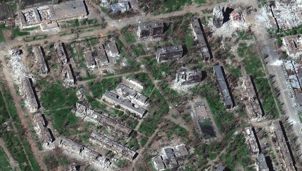 Mariupol'deki yıkım uzaydan görüntülendi - 8