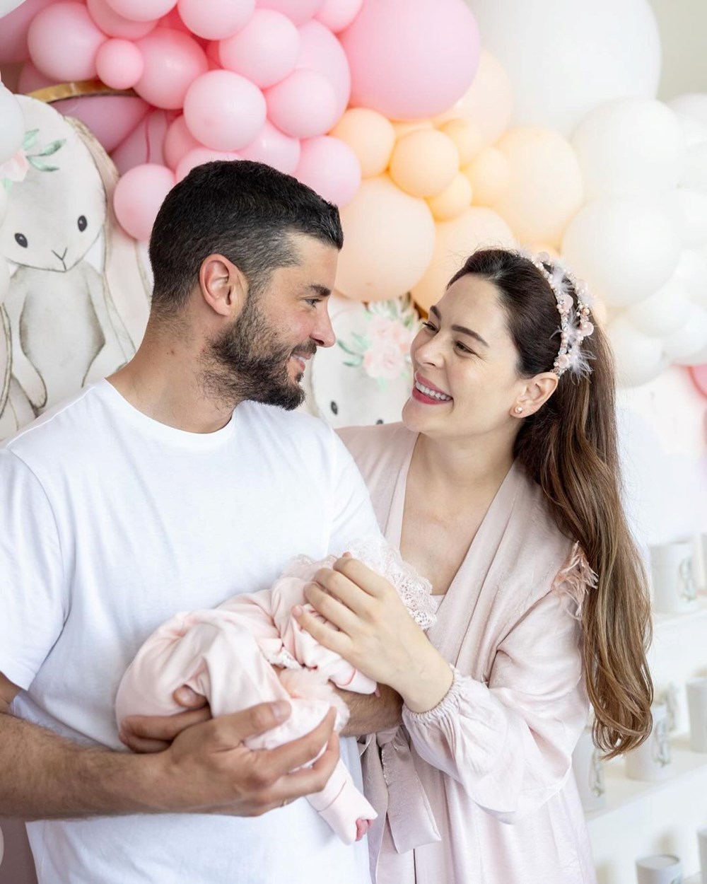 Berk Oktay'dan Mire Milena paylaşımı: Cenneti kokluyorum - 3