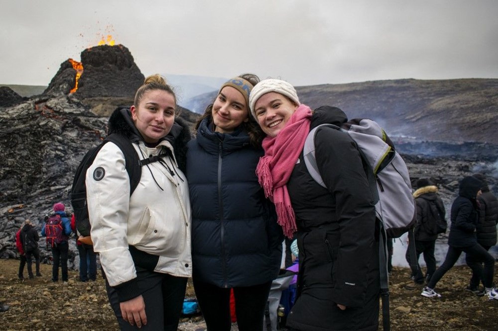 İzlanda’nın son patlayan yanardağı Fagradalsfjall satışa çıktı - 3