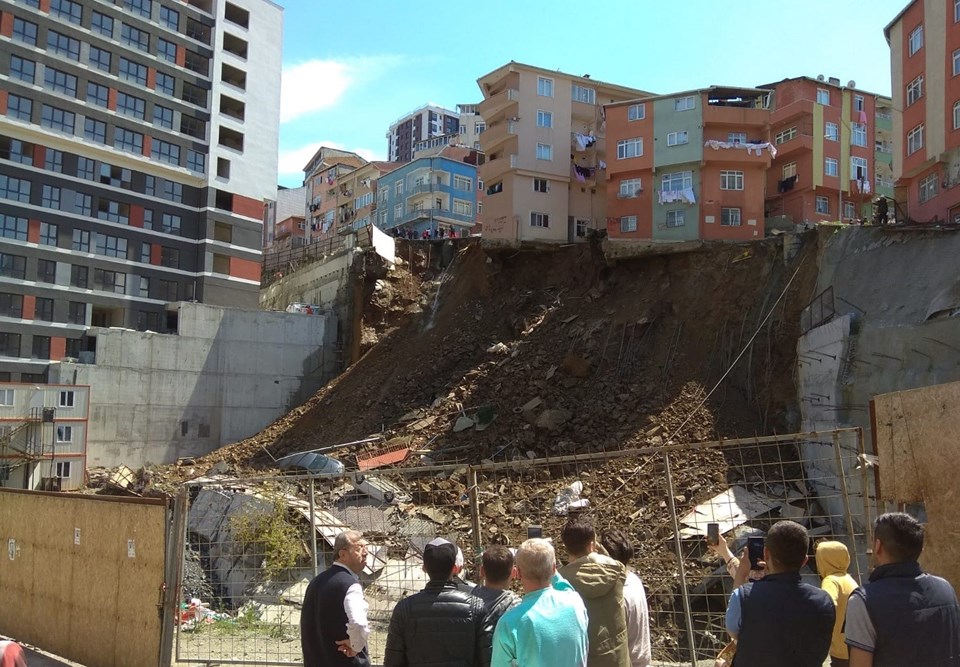 Kağıthane'de bina çöktü (21 bina boşaltıldı) - 3