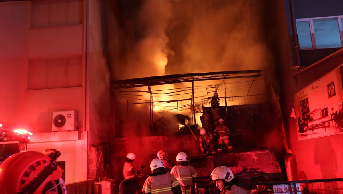 Hurda dükkanı kundaklandı: 1 ölü